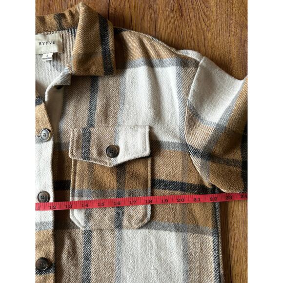 HYFVE Plaid Brown White & Black Shacket Size Small - Picture 4 of 5